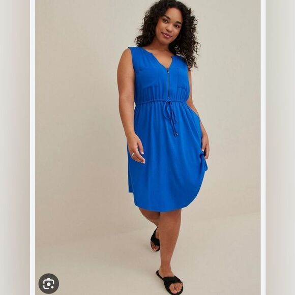torrid Dresses & Skirts - NWOT Torrid MINI TEXTURED RAYON SHIRT DRESS - royal blue plus size 5